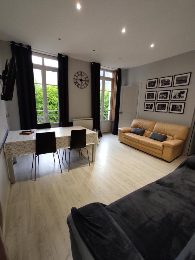 Agreable T2 Au Centre De Luchon Apartman Bagnères-de-Luchon Kültér fotó