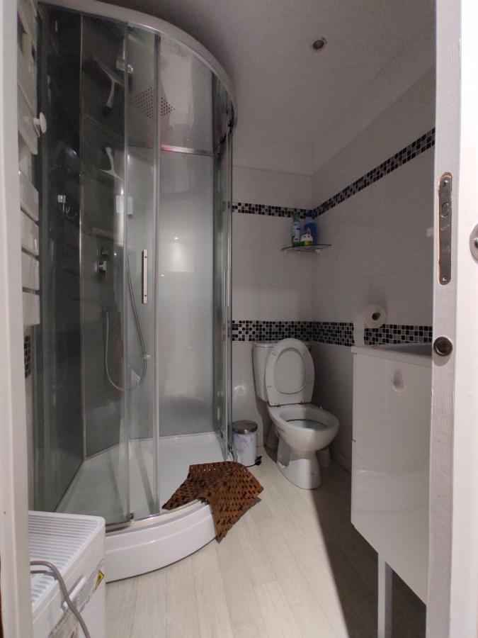 Agreable T2 Au Centre De Luchon Apartman Bagnères-de-Luchon Kültér fotó