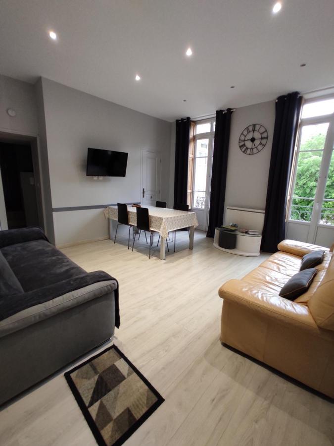 Agreable T2 Au Centre De Luchon Apartman Bagnères-de-Luchon Kültér fotó